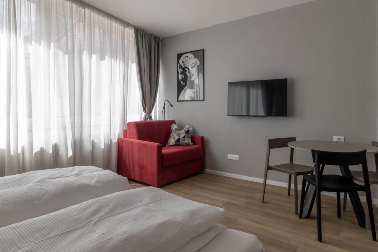 Apartments Iris ميرانو المظهر الخارجي الصورة